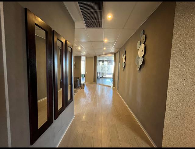 182M² OFFICE FOR SALE IN UMHLANGA RIDGE